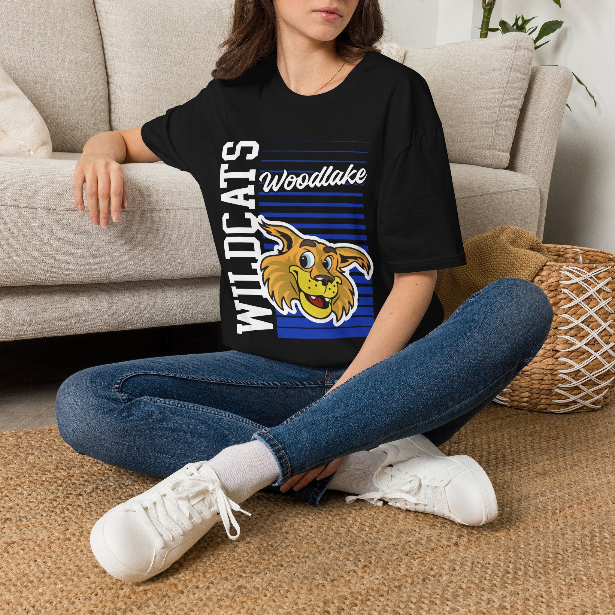 ADULT Woodlake Wildcats Mascot Shirt | T-Shirt