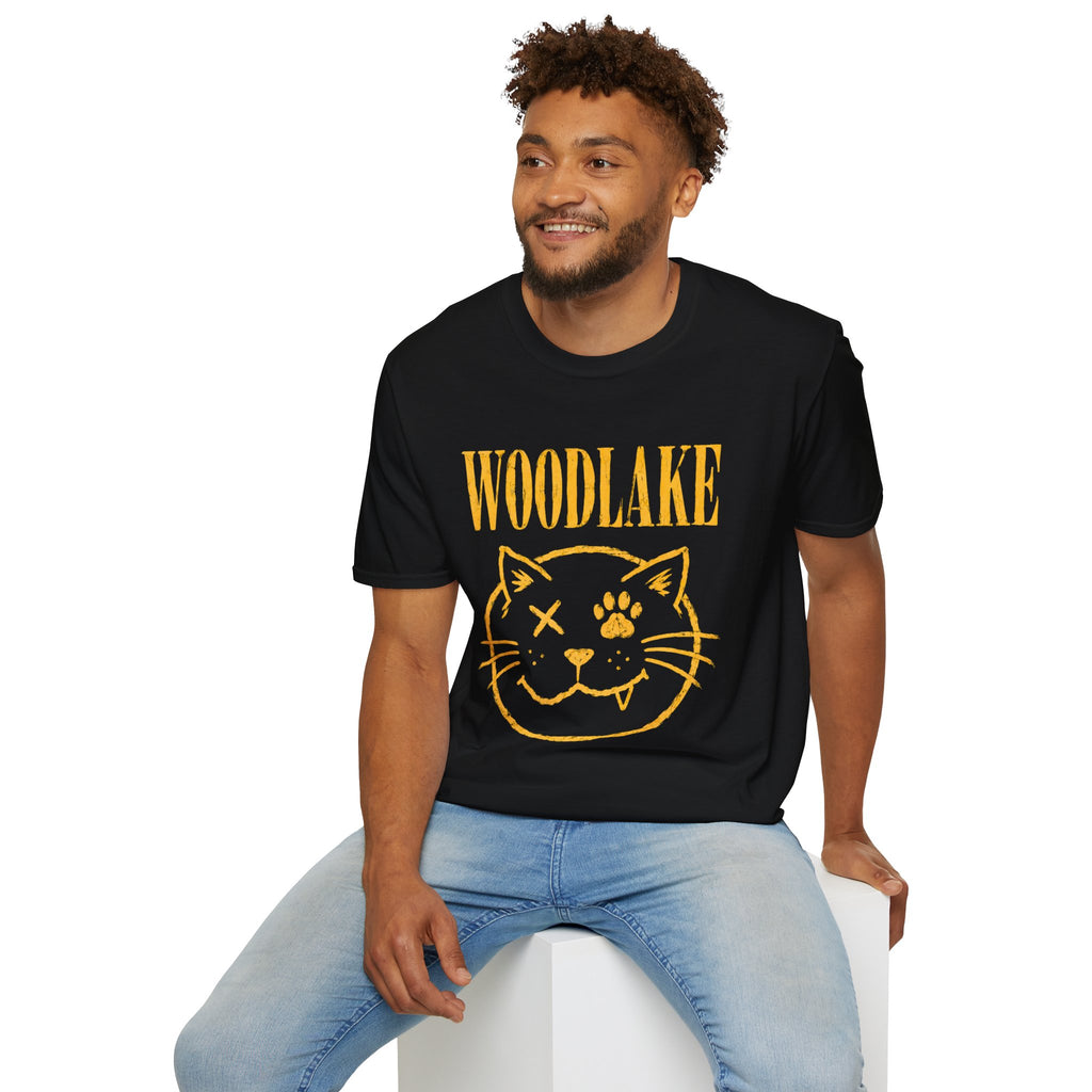 ADULT Woodlake Vintage Cat T‑Shirt — Retro School/Team Spirit Tee